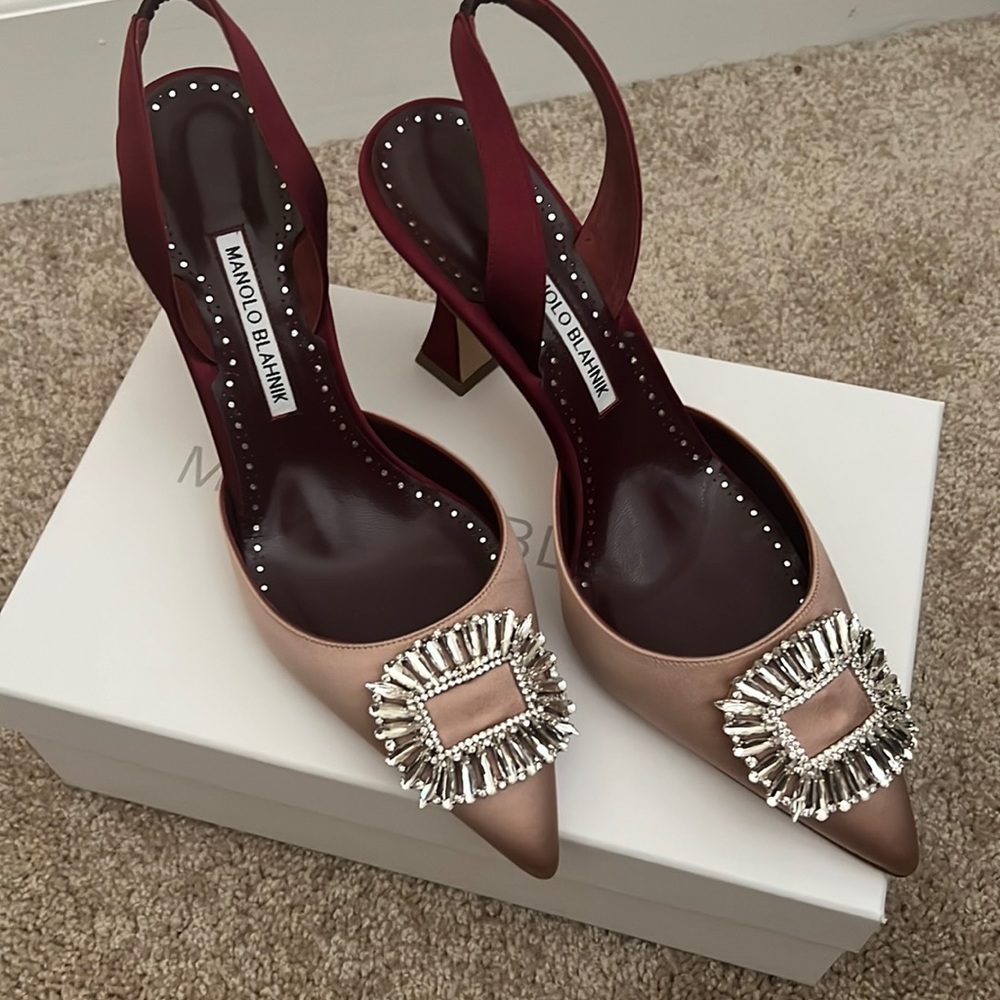 BNIB MANOLO BLAHNIK HEELS